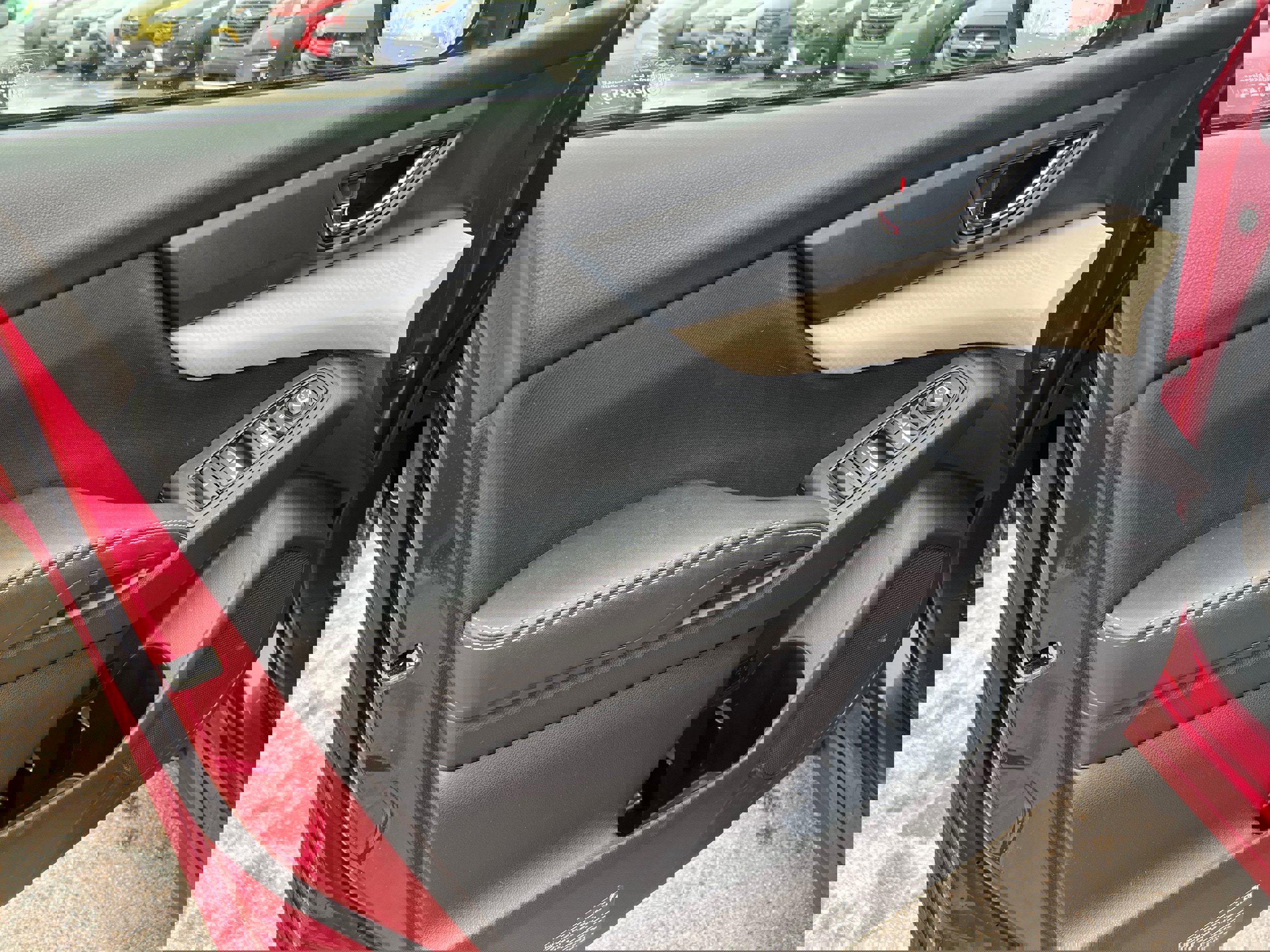 Used 2021 Subaru Ascent Premium w/ Convenience Package image 18