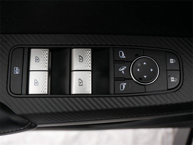 Used 2023 Mitsubishi Outlander SEL image 17