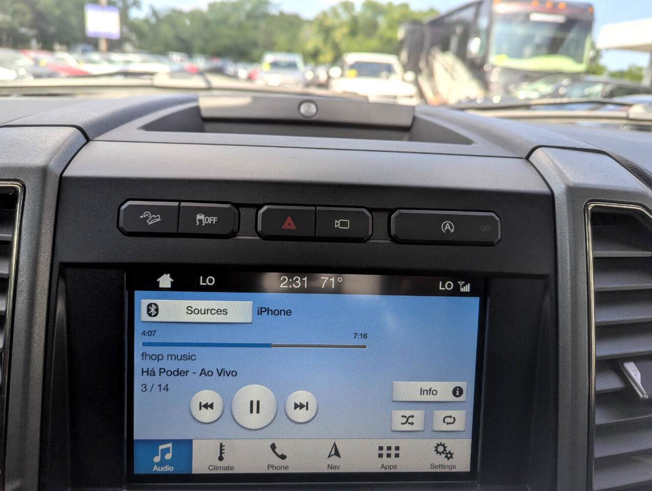 Used 2018 Ford F150 Raptor w/ Equipment Group 802A Luxury image 33