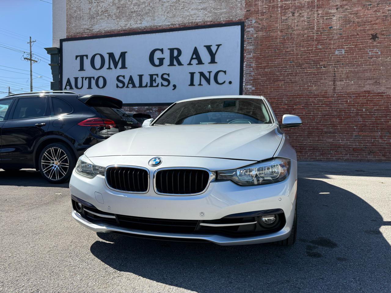 Used 2017 BMW 330i 330i Sedan South Africa image 1
