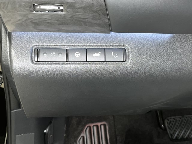 New 2026 Nissan Pathfinder Platinum w/ Cargo Package AWD/4WD image 33