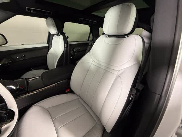 New 2027 Land Rover Range Rover Sport Dynamic SE AWD/4WD image 6