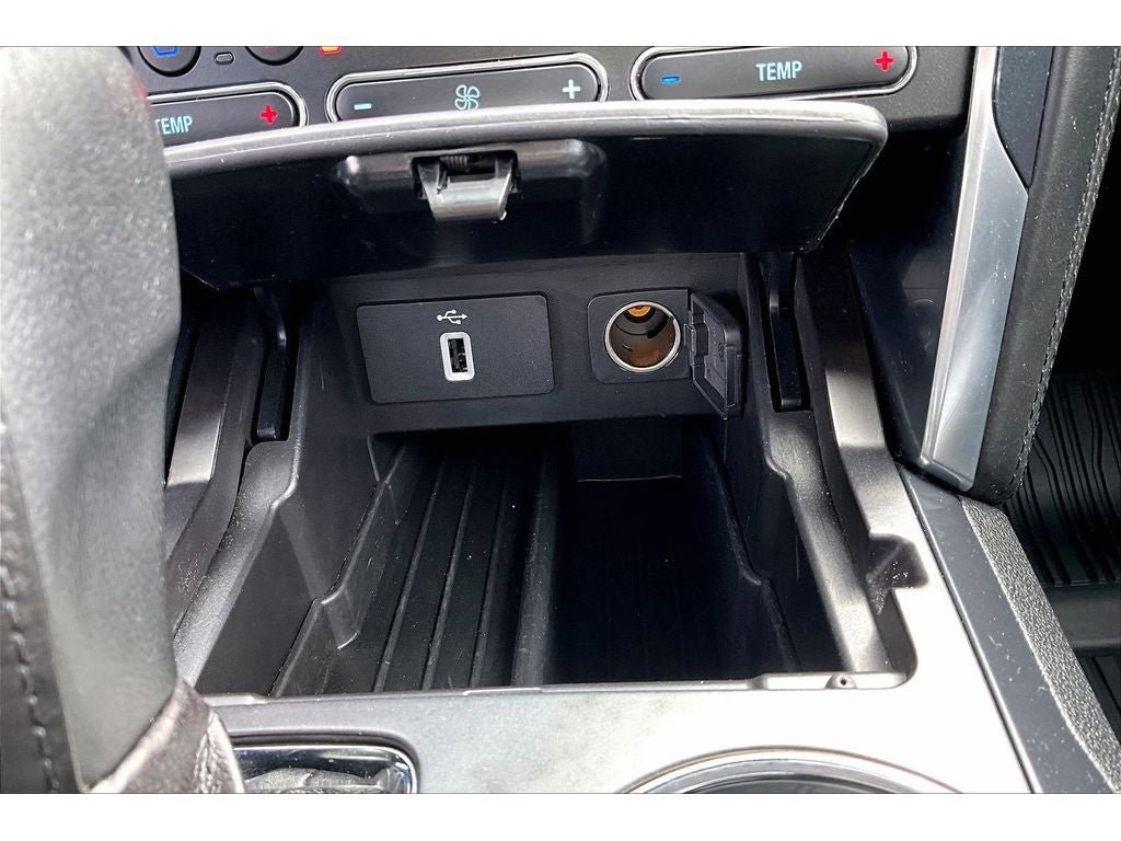 Used 2018 Ford Explorer Platinum AWD/4WD image 27