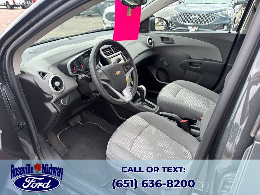 Used 2019 Chevrolet Sonic LT FWD image 23