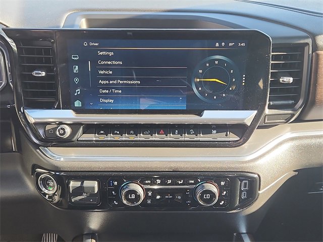 Certified 2024 Chevrolet Silverado 1500 High Country w/ Technology Package image 27