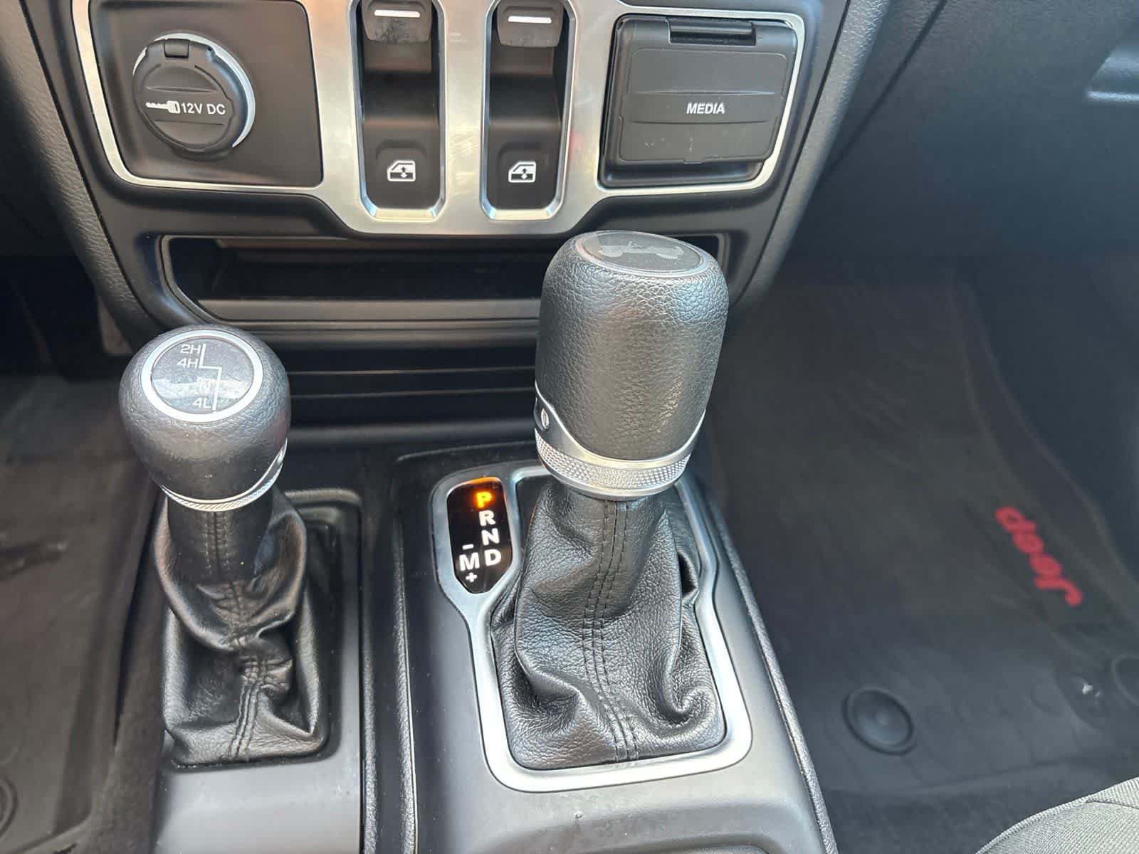 Used 2021 Jeep Wrangler Sport AWD/4WD image 14