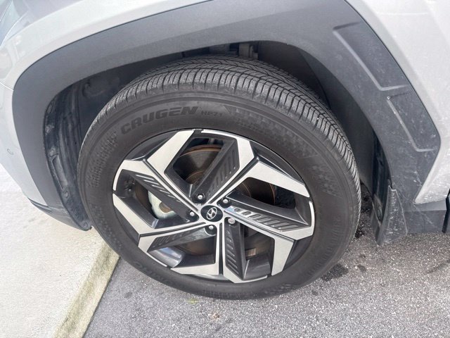 Certified 2024 Hyundai Tucson Limited FWD image 11