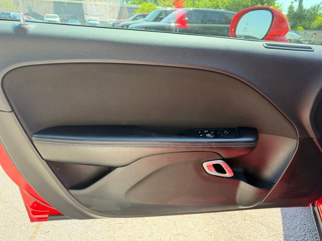 Used 2022 Dodge Challenger R/T RWD image 12