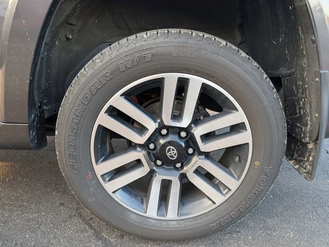 Used 2022 Toyota 4Runner Limited image 24