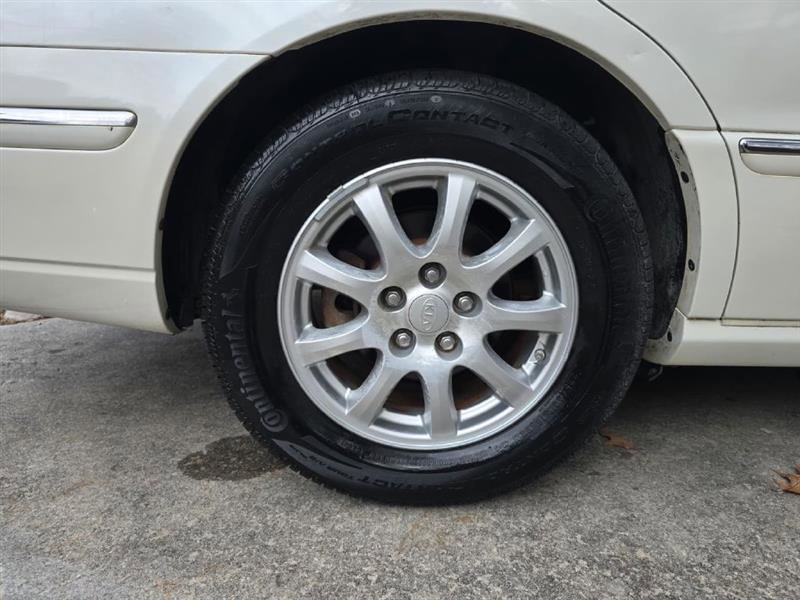 Used 2007 Kia Amanti w/ Leather Pkg image 14