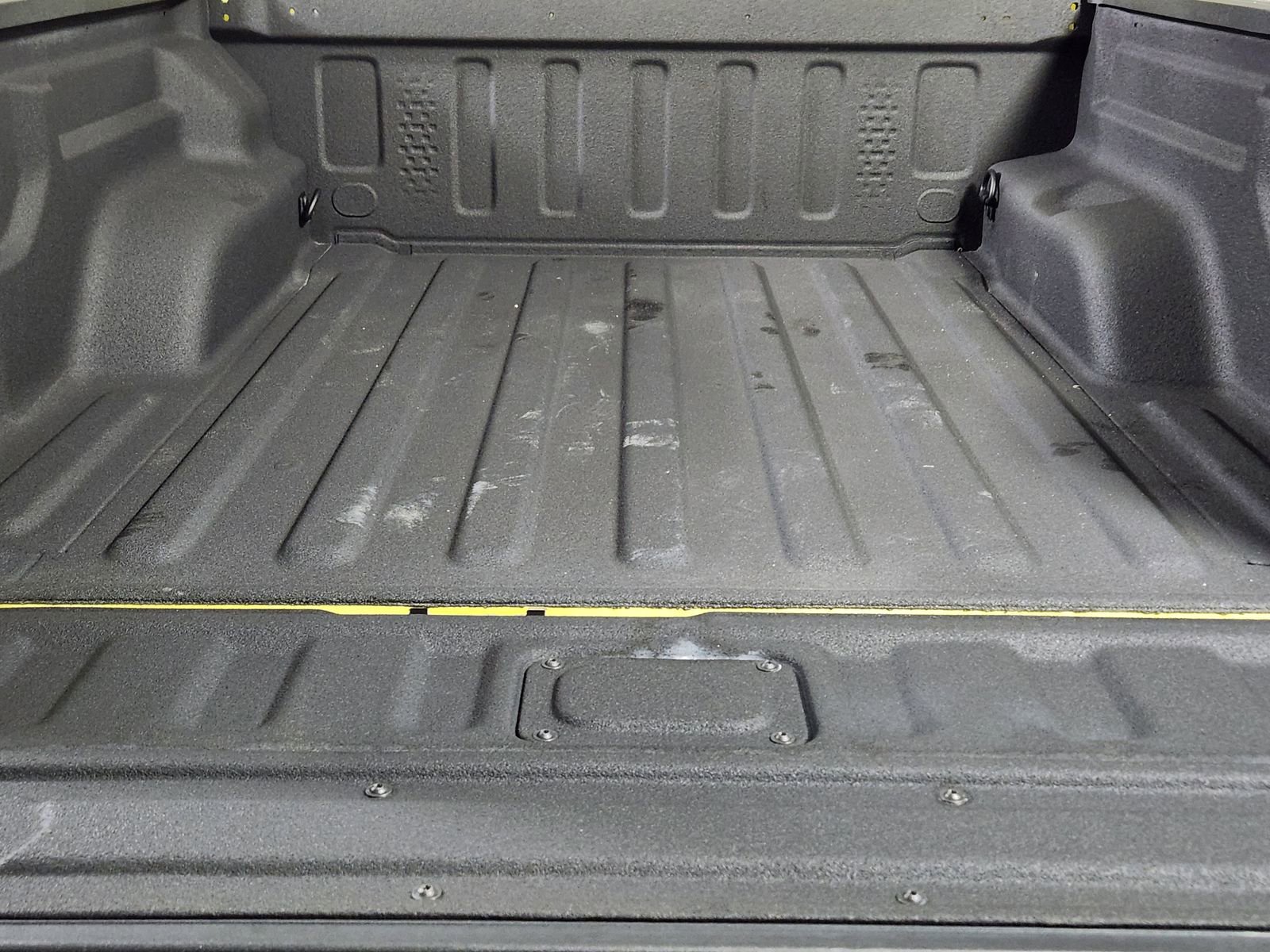 Used 2023 Jeep Gladiator Rubicon w/ Cold Weather Group image 35