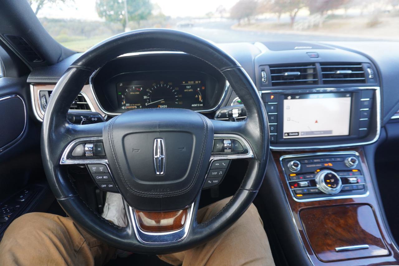 Used 2017 Lincoln Continental Select FWD image 29