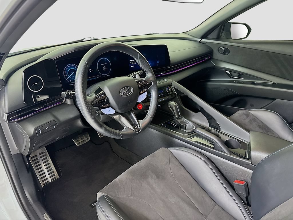 Used 2022 Hyundai Elantra N FWD image 10