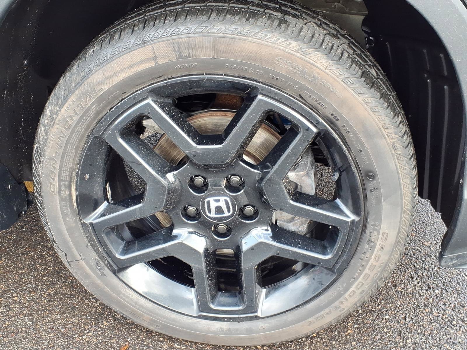 Certified 2024 Honda Passport Black Edition image 22