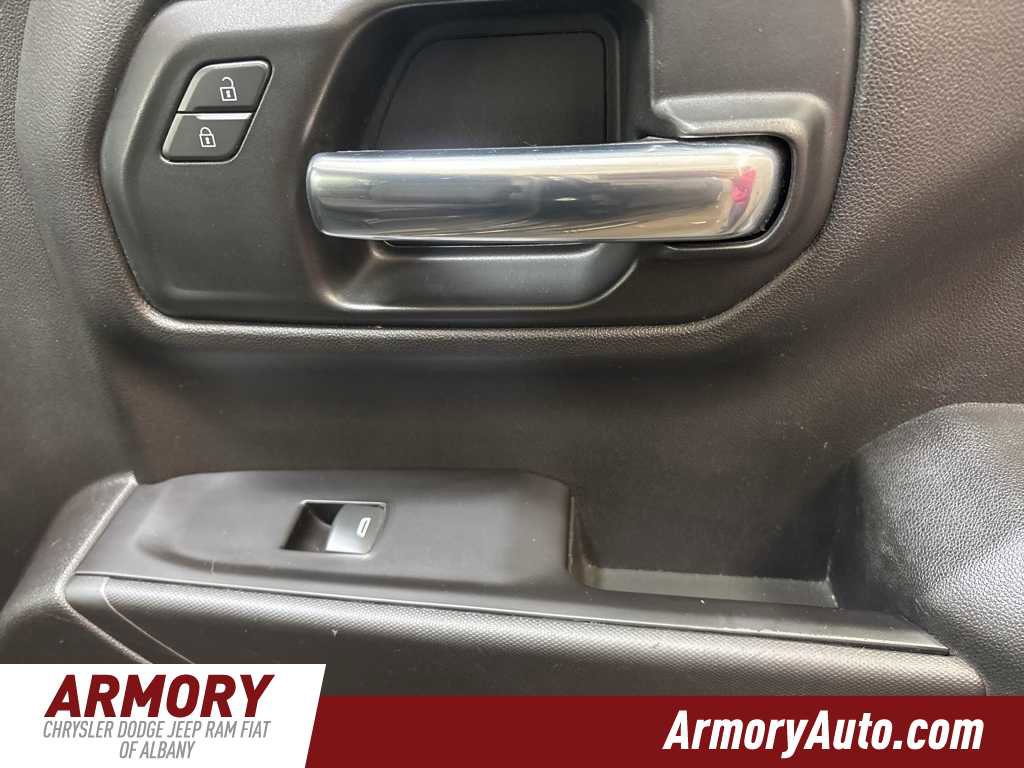 Used 2020 Chevrolet Silverado 1500 Custom w/ Custom Value Package image 31