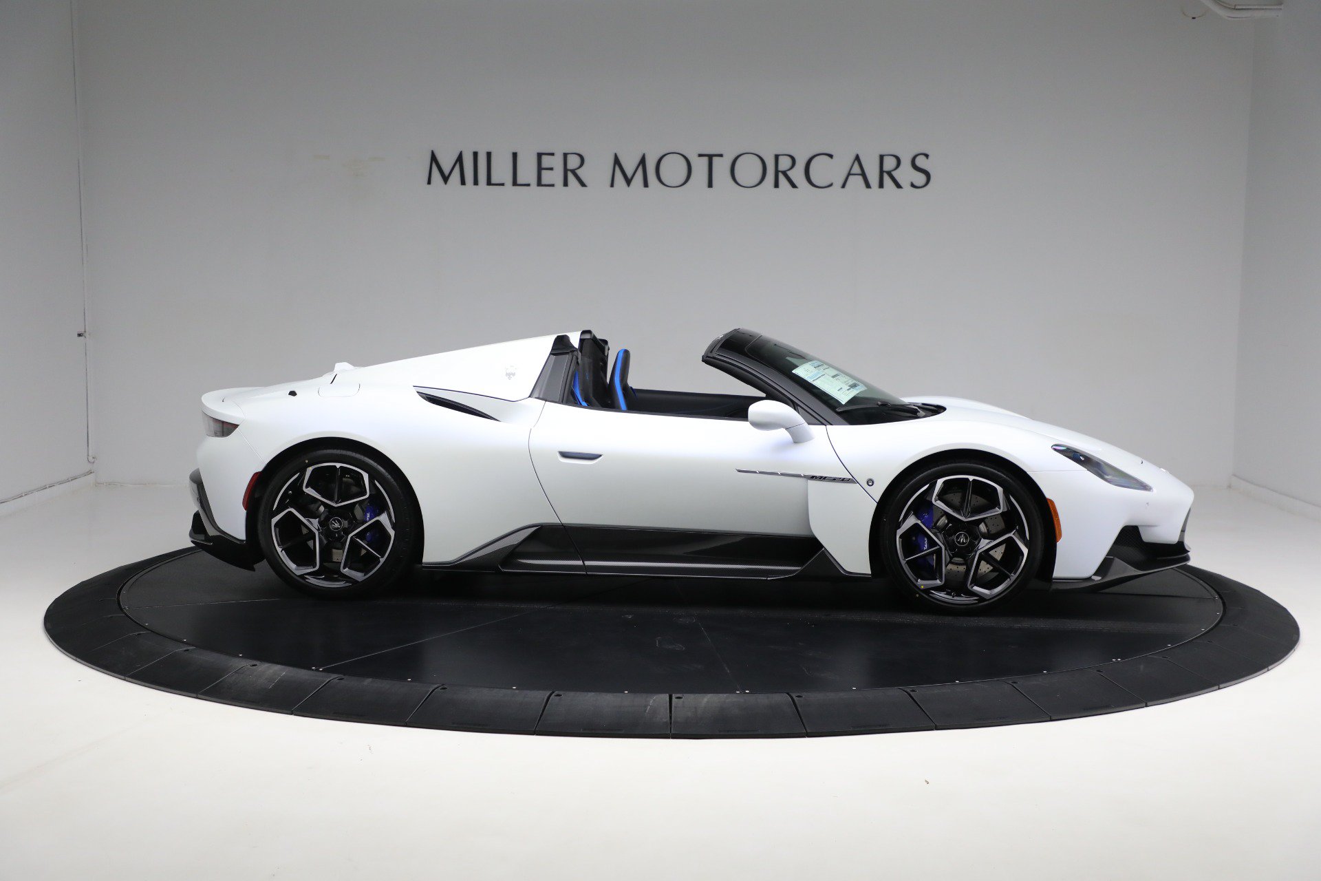 Used 2023 Maserati MC20 Spyder RWD image 14
