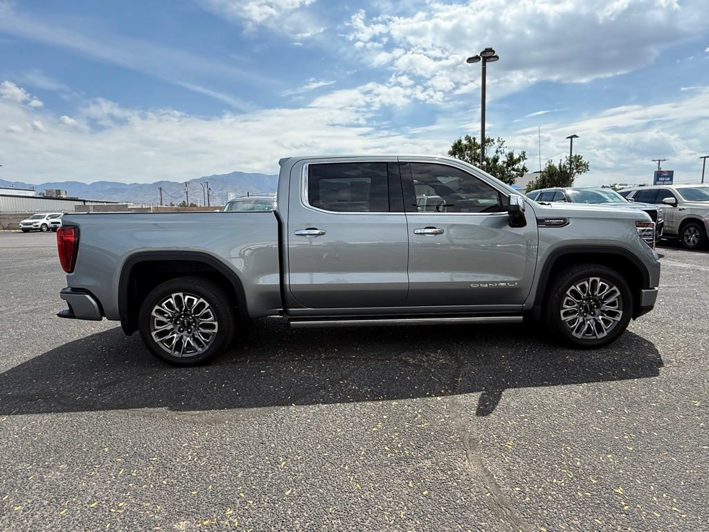 Used 2025 GMC Sierra 1500 Denali Ultimate AWD/4WD image 4