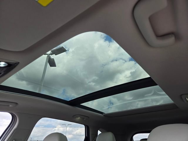 Used 2023 Kia Sorento S w/ Panoramic Sunroof Package image 11