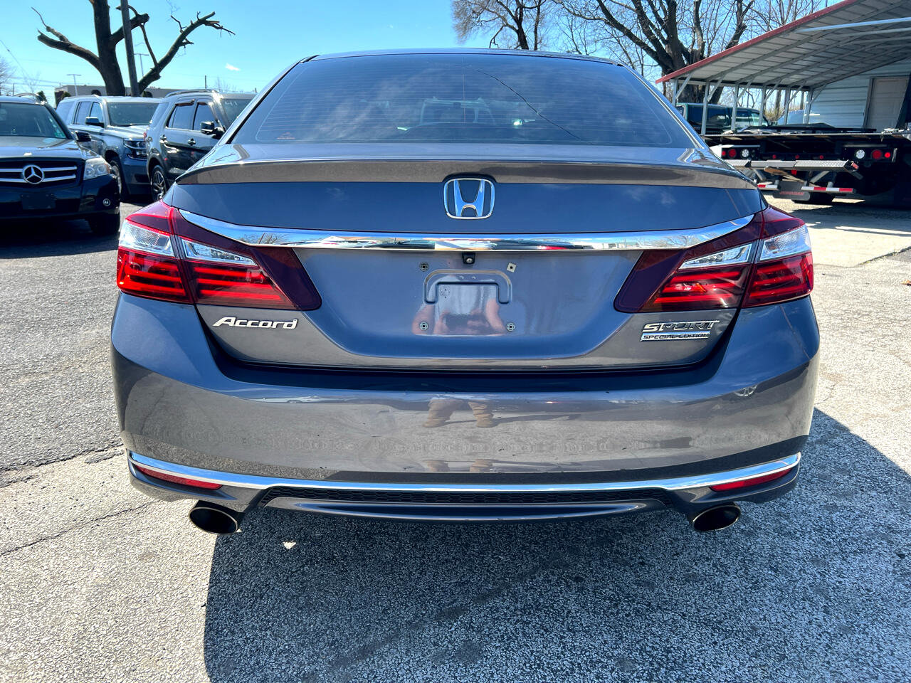 Used 2017 Honda Accord Sport Special Edition image 7