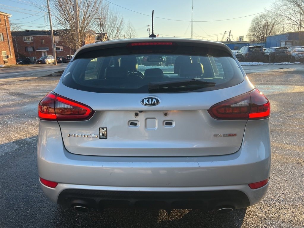 Used 2016 Kia Forte SX image 4