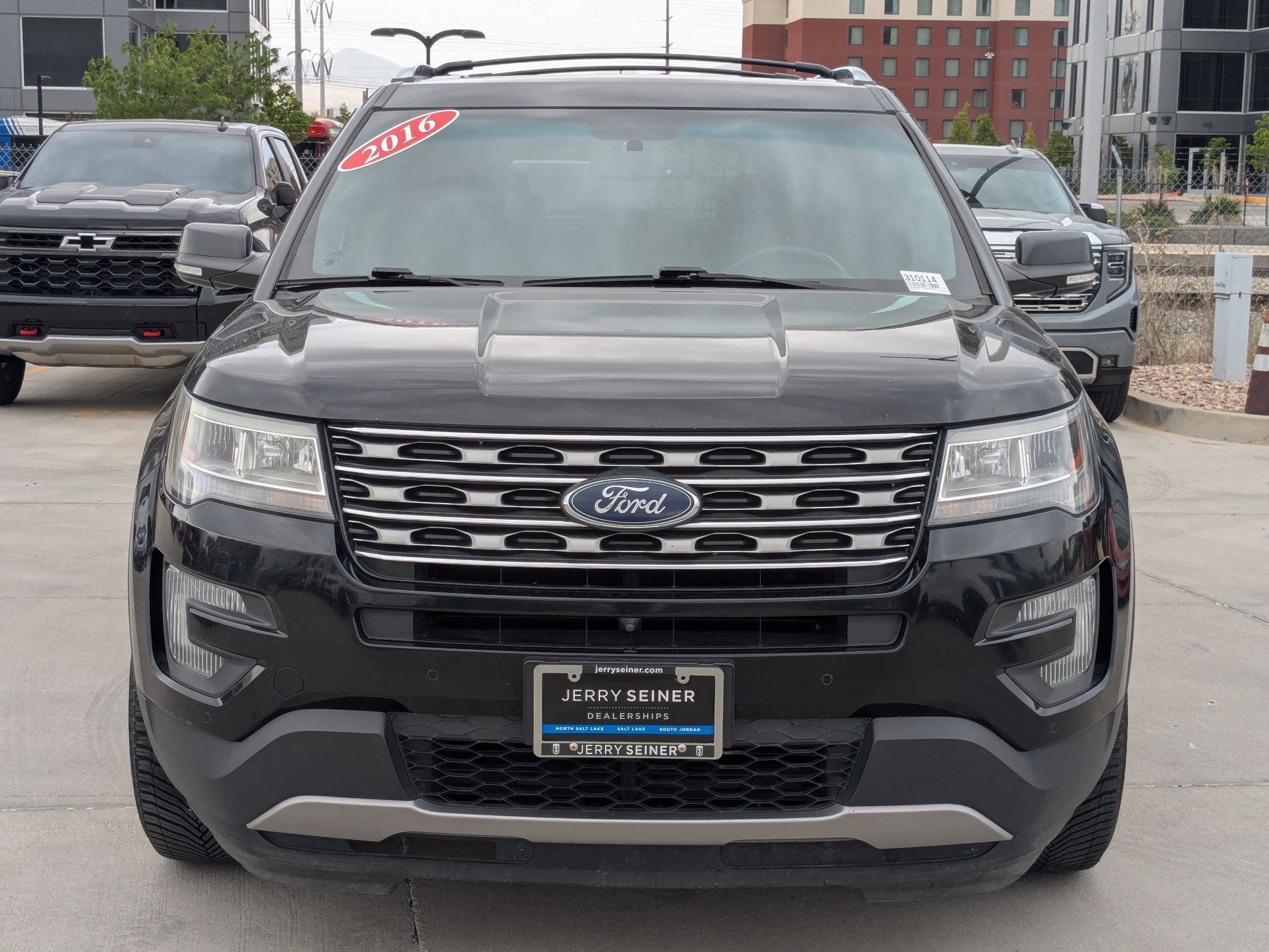 Used 2016 Ford Explorer Limited AWD/4WD image 8