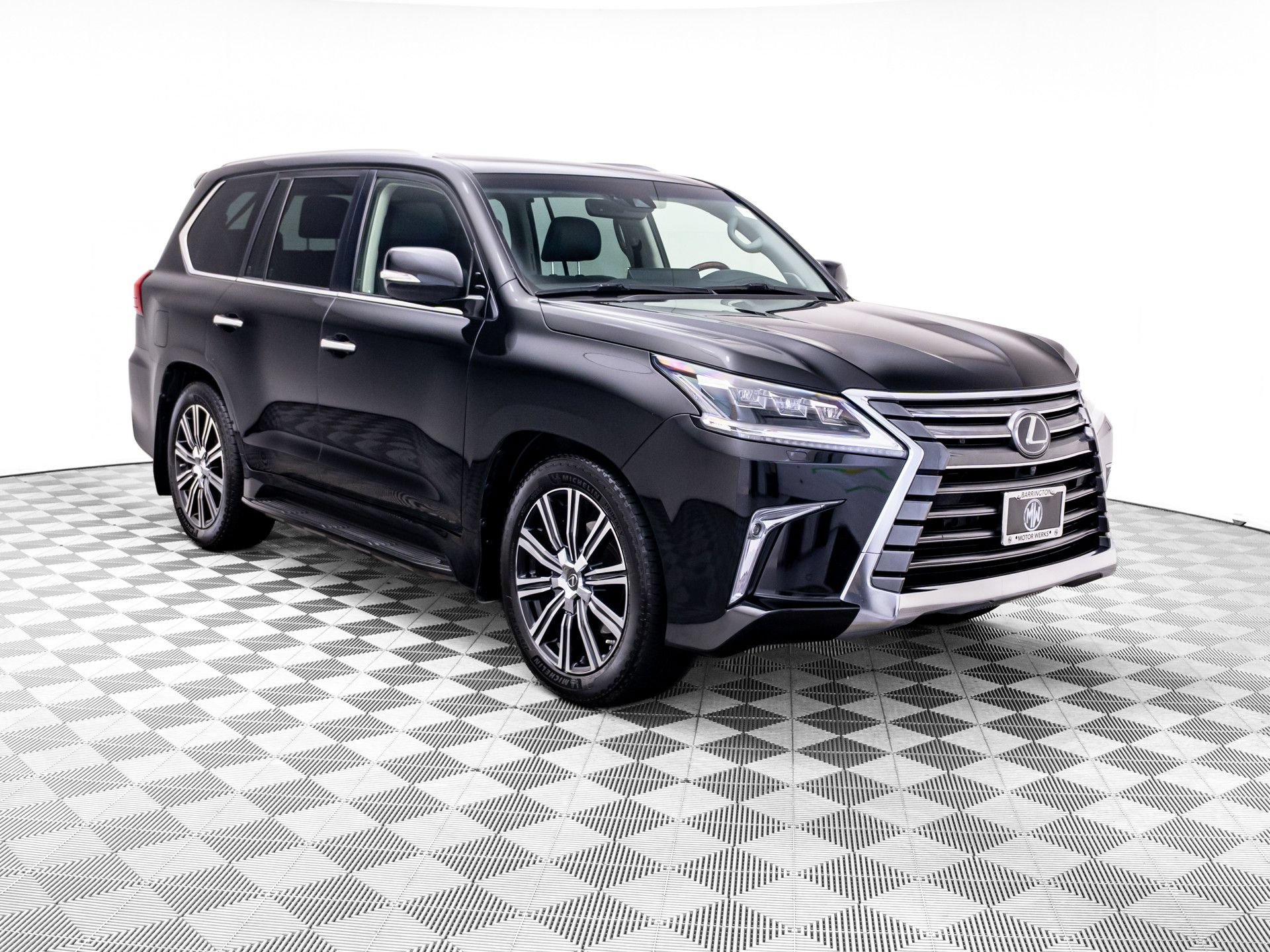 Used 2020 Lexus LX 570 4WD w/ Luxury Package image 7