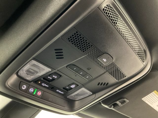 New 2026 Cadillac XT5 Premium Luxury w/ Driver Assist Package FWD image 21