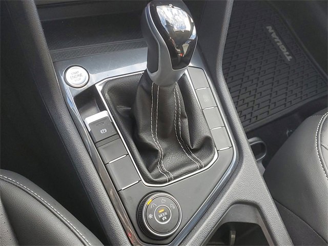 Certified 2024 Volkswagen Tiguan SE image 27