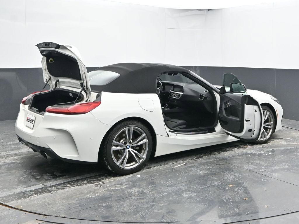 Used 2025 BMW Z4 sDrive30i image 50