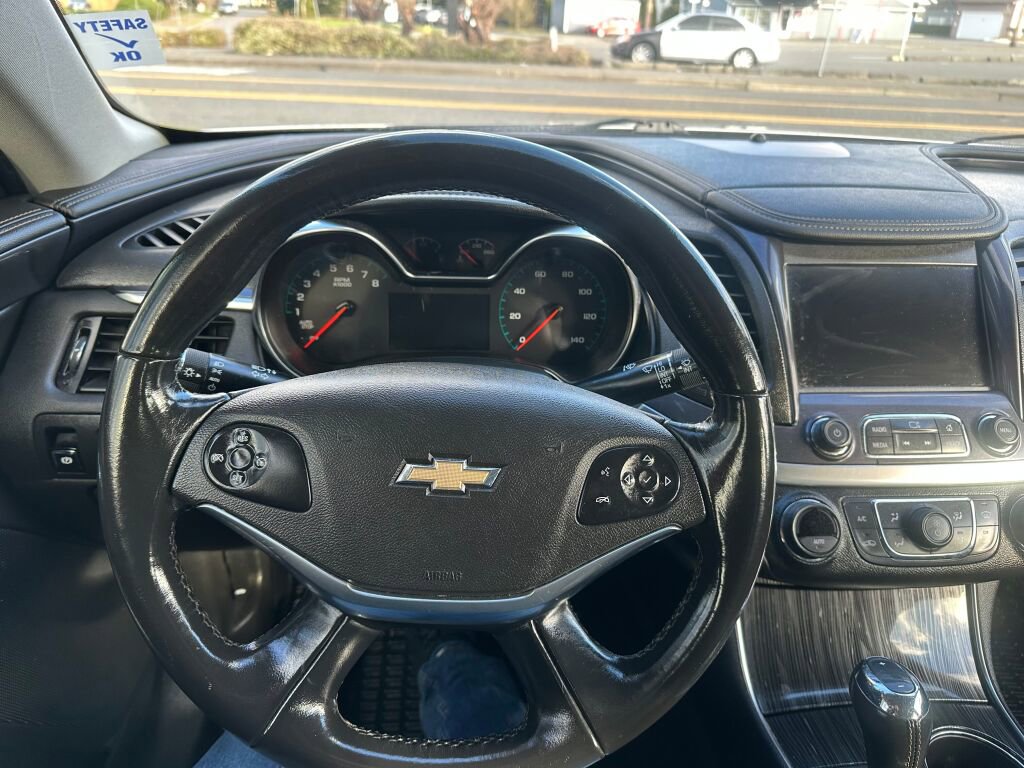 Used 2017 Chevrolet Impala LT image 19