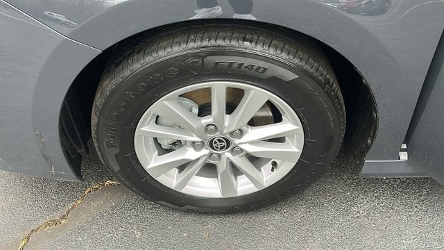 Used 2025 Toyota Camry LE image 33