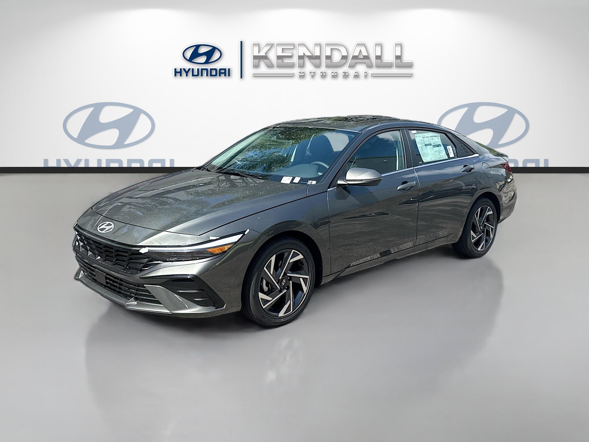 New 2026 Hyundai Elantra Limited FWD image 3