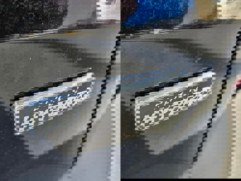 New 2025 Ford Escape SE image 13