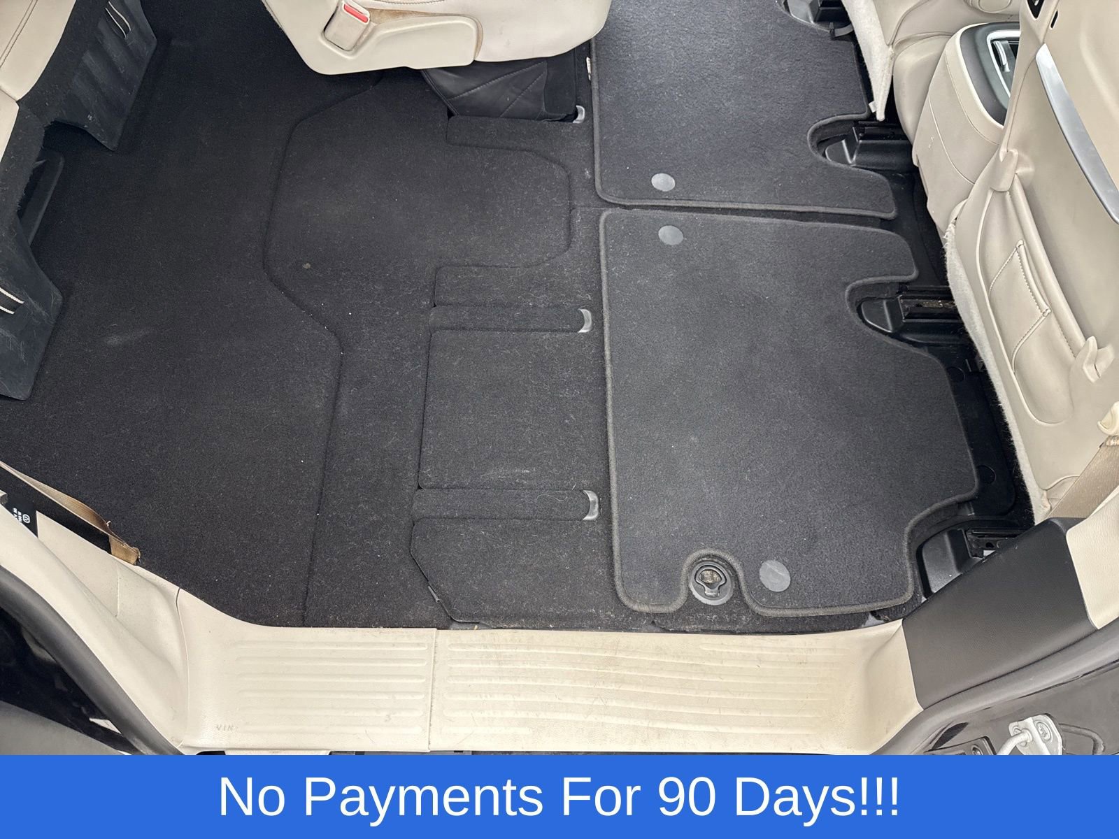 Used 2017 Chrysler Pacifica Touring-L Plus w/ Tire & Wheel Group image 46