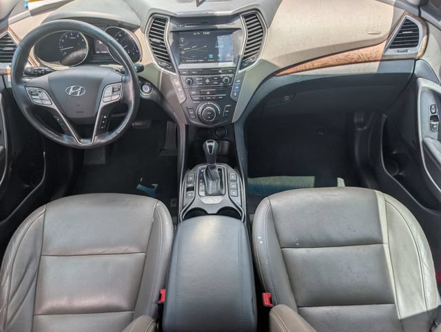 Used 2017 Hyundai Santa Fe Limited AWD/4WD image 5