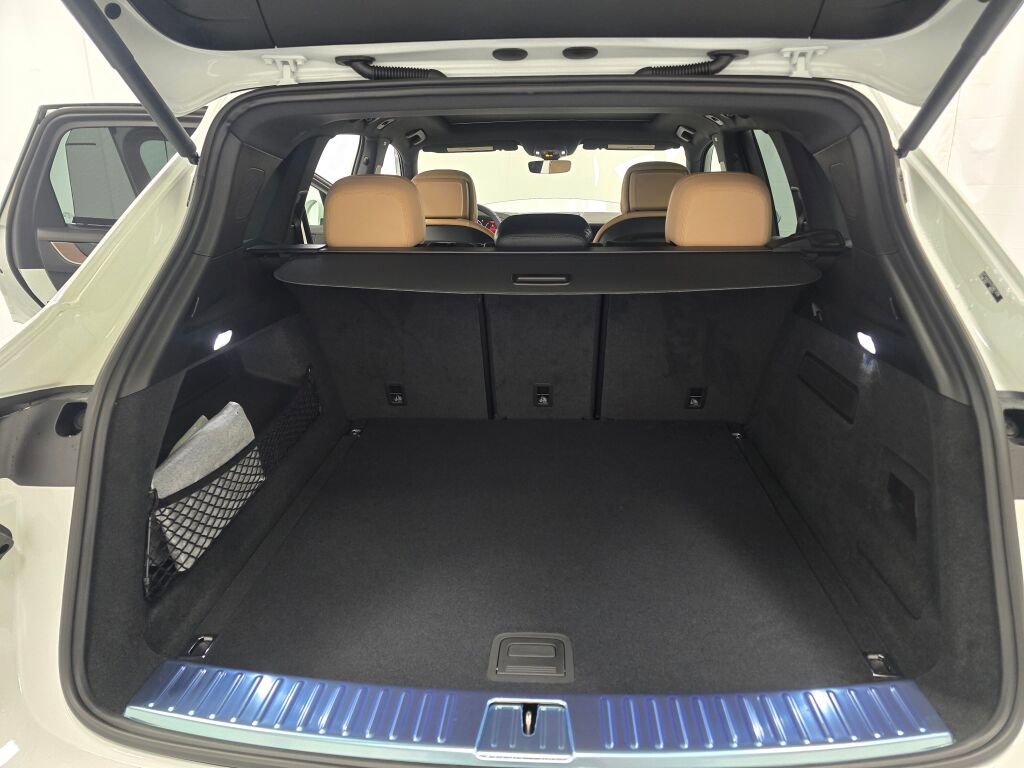 New 2026 Porsche Cayenne image 12