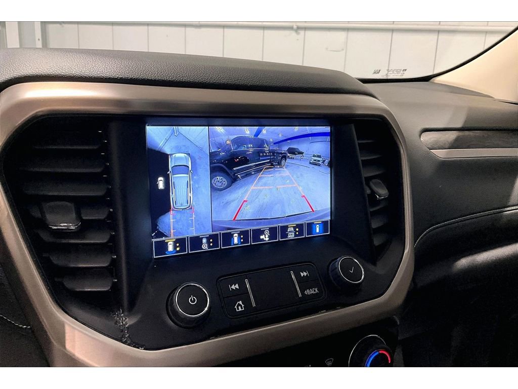 Used 2023 GMC Acadia Denali w/ Denali Ultimate Package AWD/4WD image 23