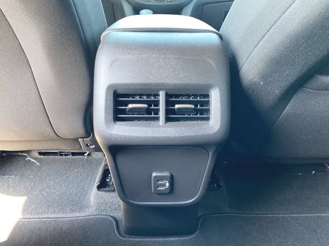 Used 2024 Chevrolet Equinox LT FWD image 20
