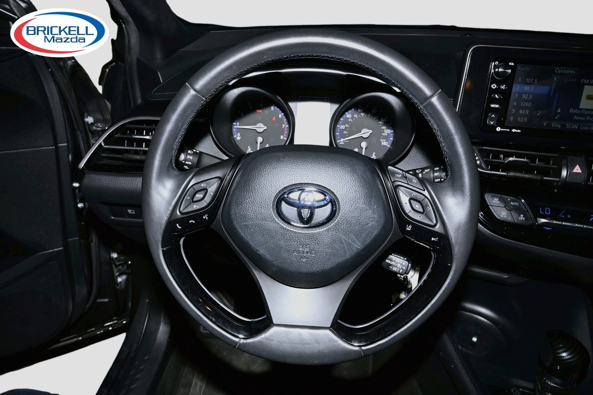 Used 2018 Toyota C-HR XLE FWD image 29