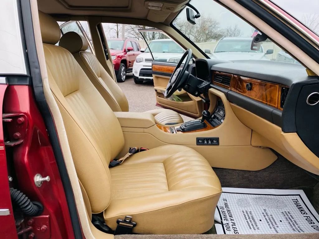 Used 1990 Jaguar XJ6 Sovereign image 27