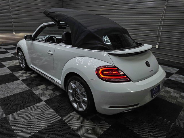 Used 2019 Volkswagen Beetle 2.0T FWD image 10