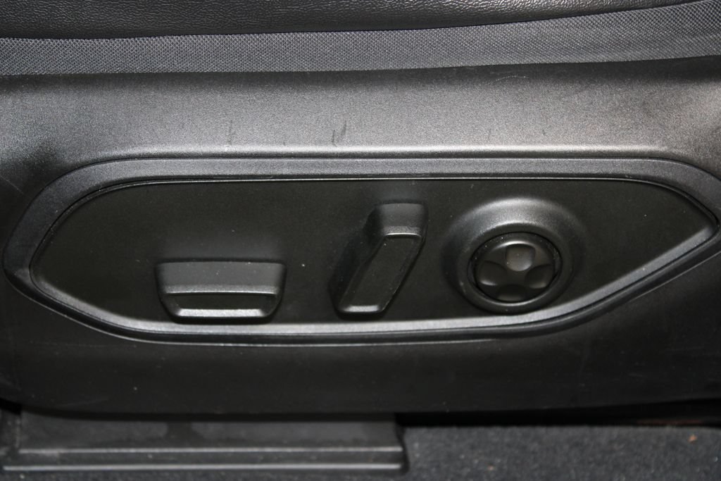 Used 2024 Jeep Grand Cherokee Altitude AWD/4WD image 14