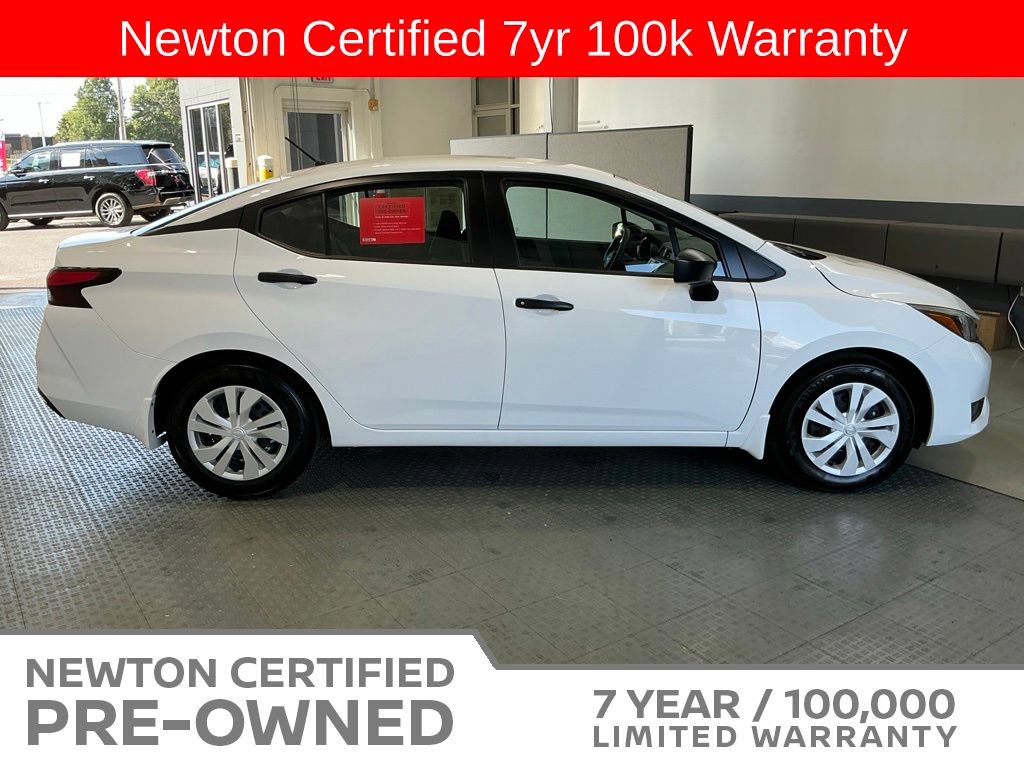Used 2025 Nissan Versa S w/ Trunk Package FWD image 4