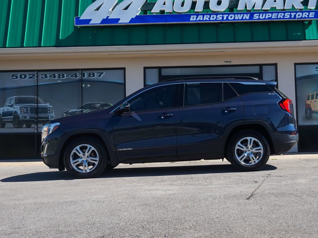Used 2019 GMC Terrain SLE w/ Driver Convenience Package FWD image 5