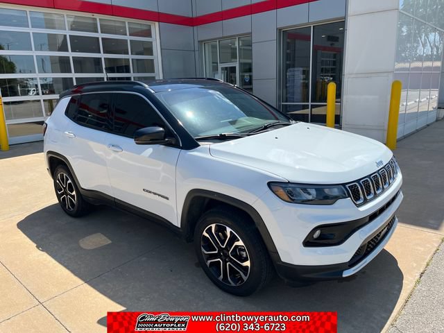 Used 2023 Jeep Compass Limited AWD/4WD image 8