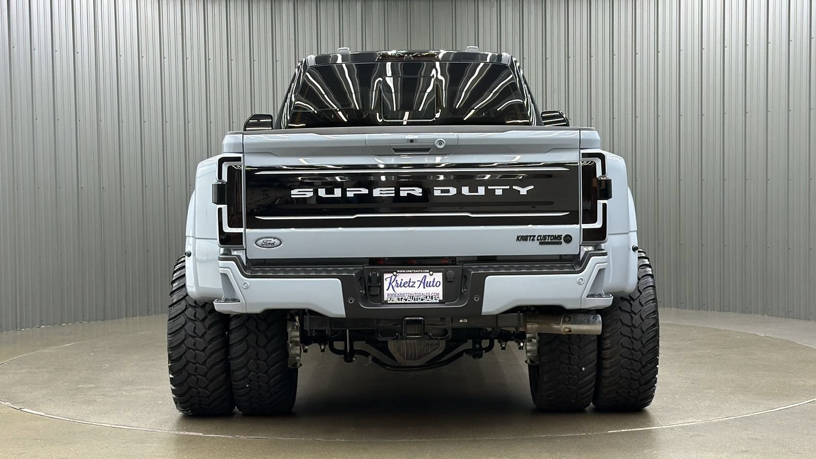 Used 2026 Ford F450 Platinum w/ FX4 Off-Road Package AWD/4WD image 4