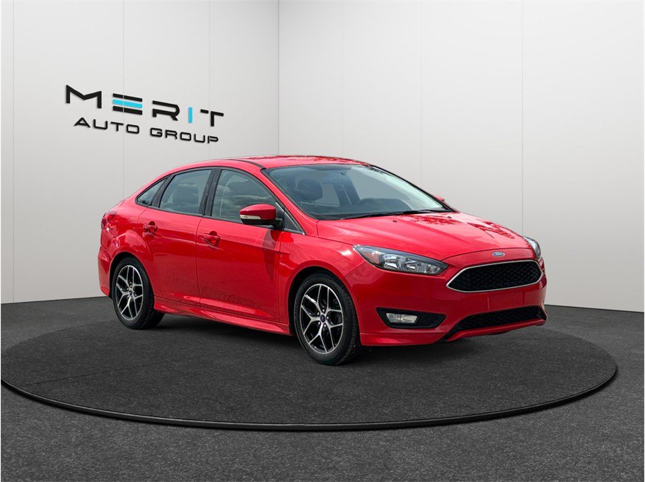 Used 2016 Ford Focus SE w/ SE Sport Package FWD video 1