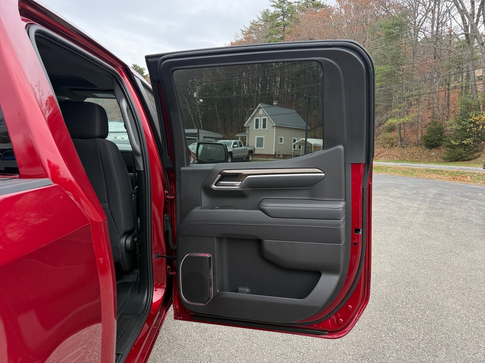New 2025 Chevrolet Silverado 1500 RST AWD/4WD image 26