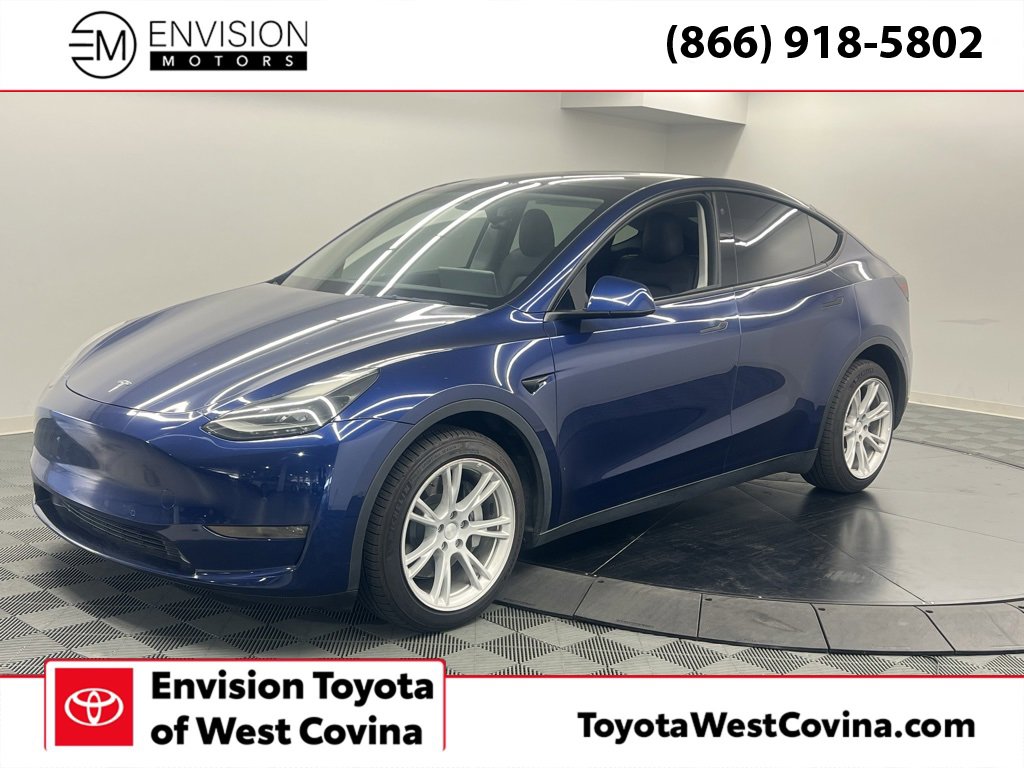 Used 2022 Tesla Model Y Long Range image 1