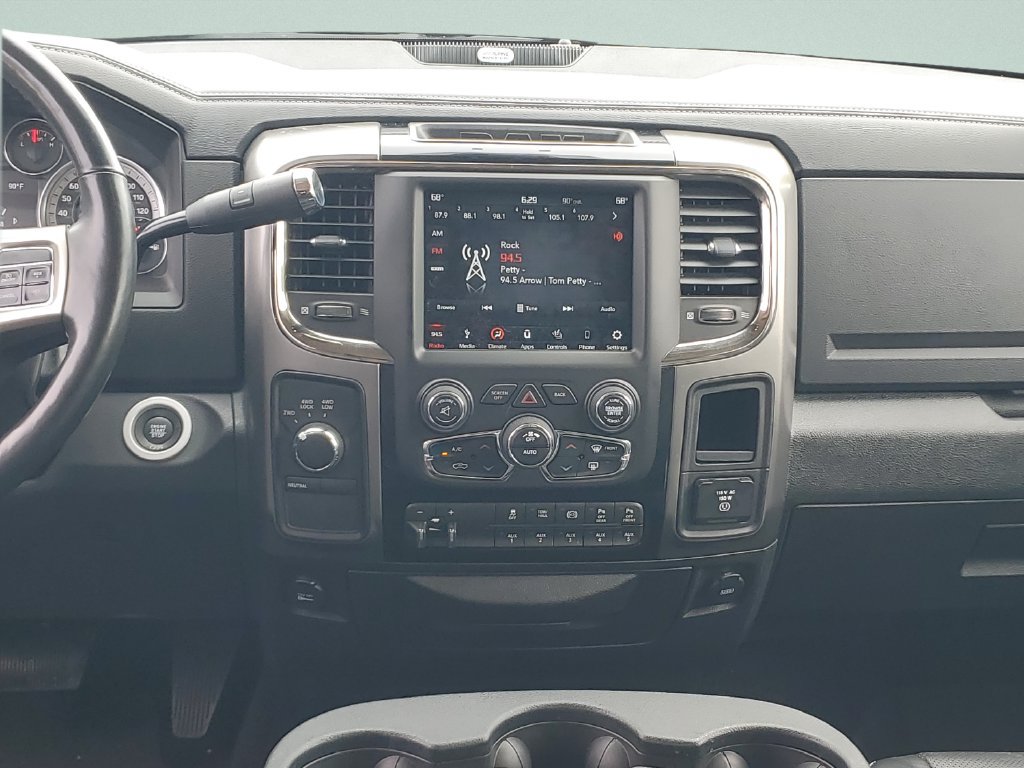 Used 2018 RAM 2500 Laramie w/ Sport Appearance Group AWD/4WD image 19